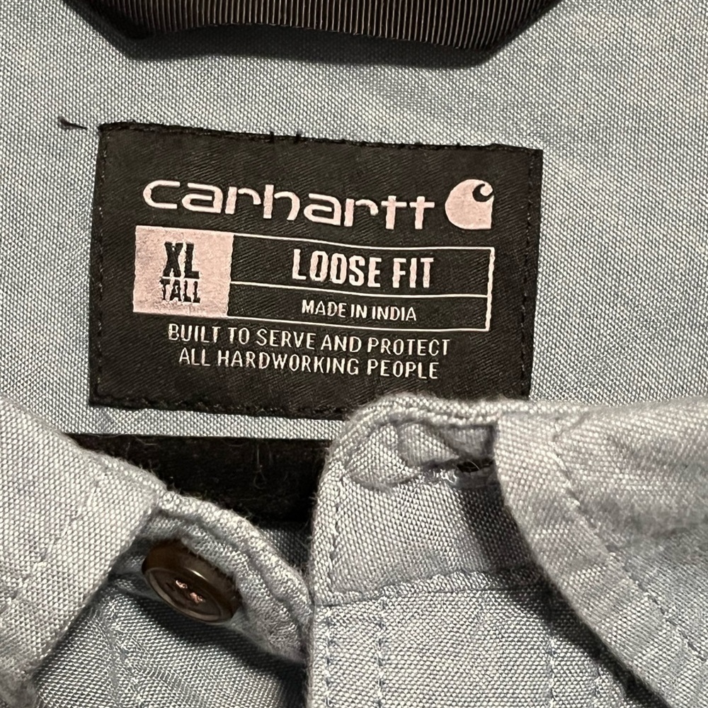 Carhartt Loose Fit Midweight Chambray Short Sleeve Button Down Shirt - Picture 9 of 11